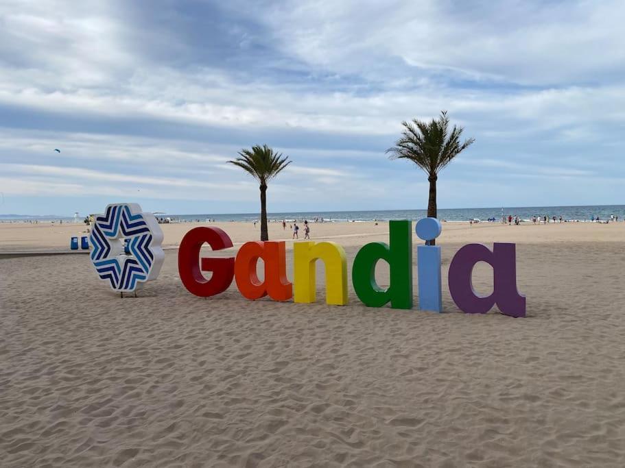 Lovely Family Apartment 2 Min. From The Beach Playa de Gandia Dış mekan fotoğraf